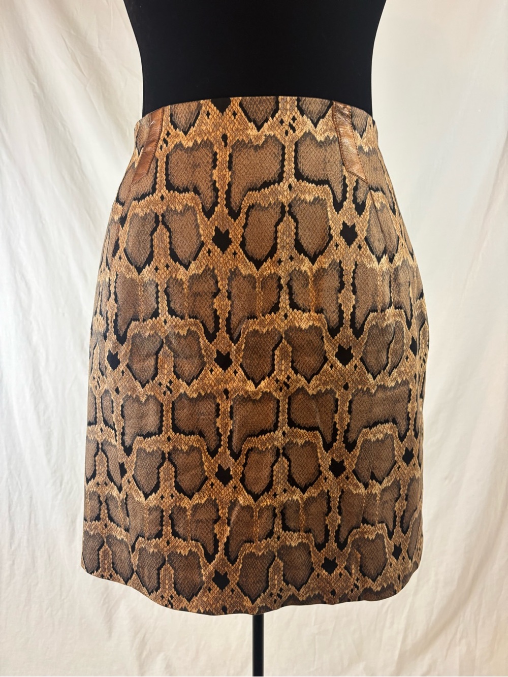 Harve Benard Snake Print Mini Skirt Size 6 Mob Wife Y2K Chic Tan